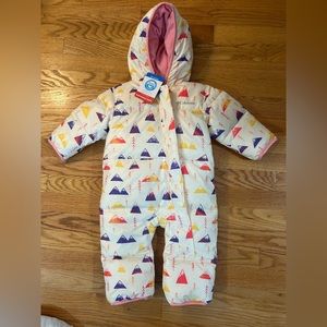 Columbia Snowsuit 6-12 months